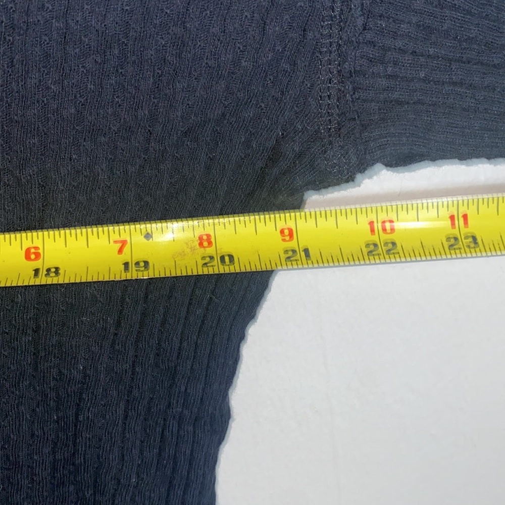 🪿Free People Beach Black Ribbed Button Top! - Picture 4 of 7